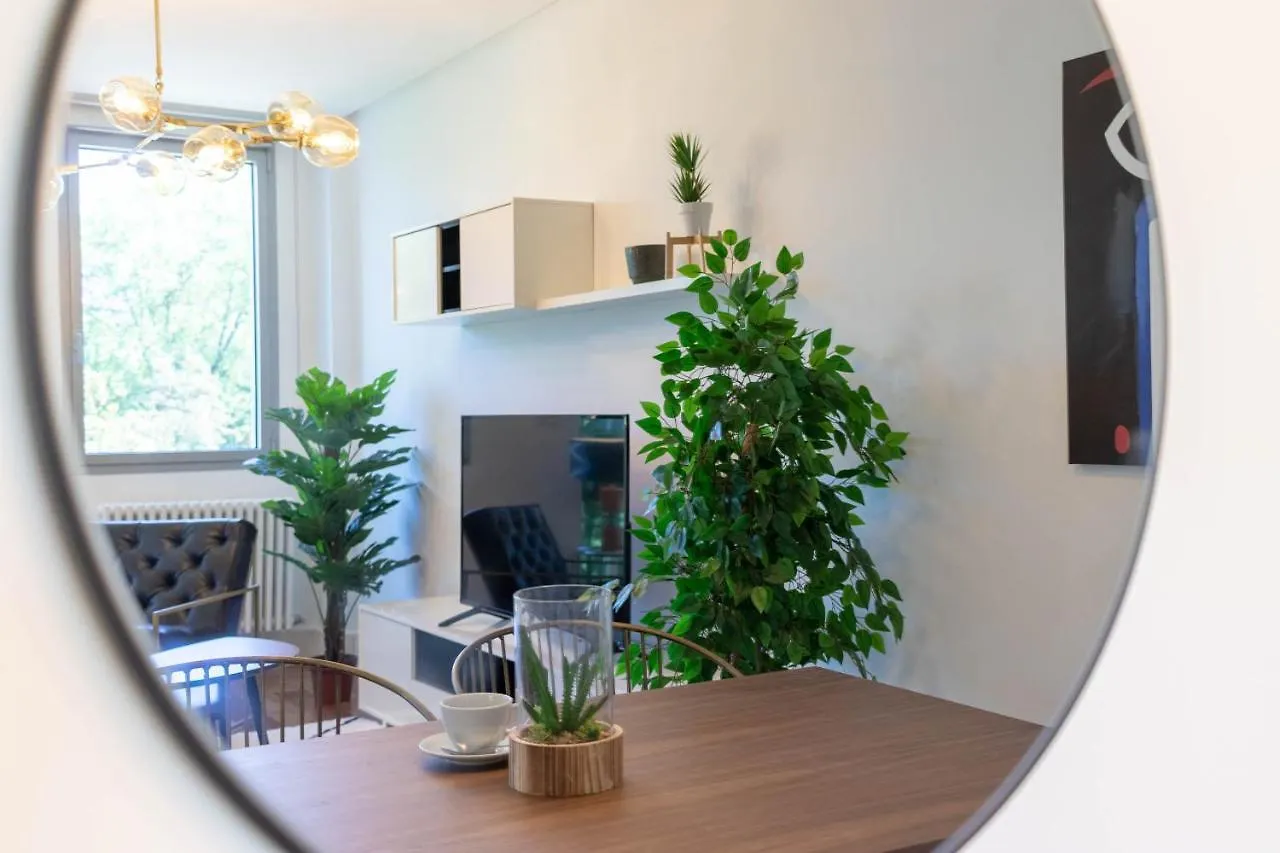 Privileged Views - Guggenheim - Free Parking Apartment Bilbao Spain